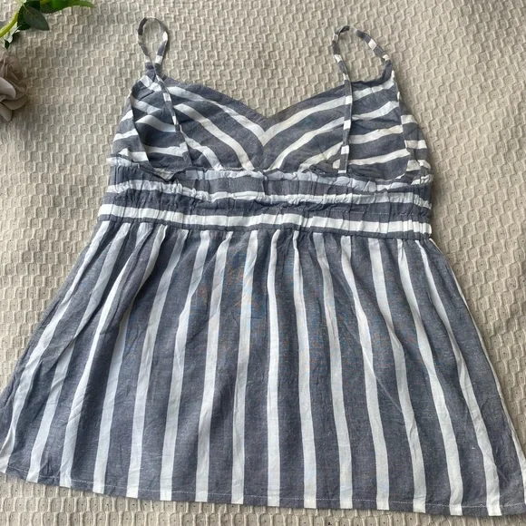 Primark Gray and white Striped top - Picture 6 of 11